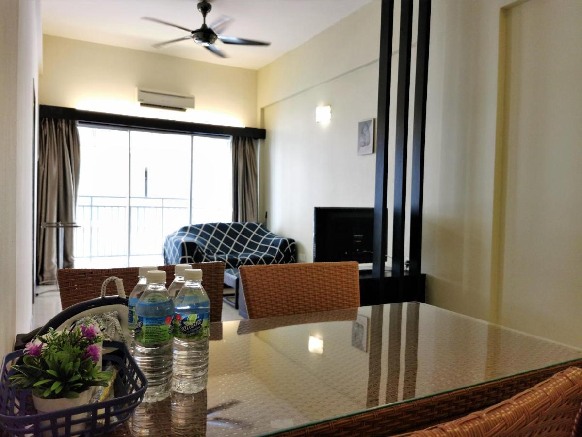 B - Lagoon Water Themepark Suite Melaka Town Malacca Exterior foto